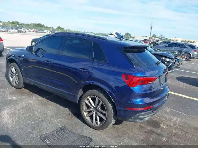 AUDI Q3 PREMIUM 2023