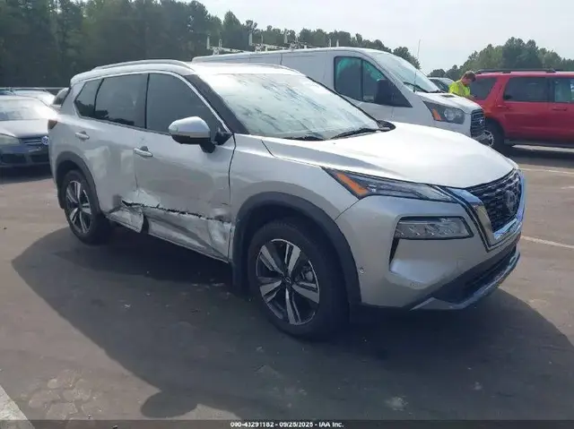 NISSAN ROGUE SL 2023