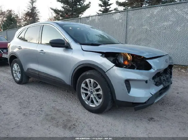 FORD ESCAPE SE 2022