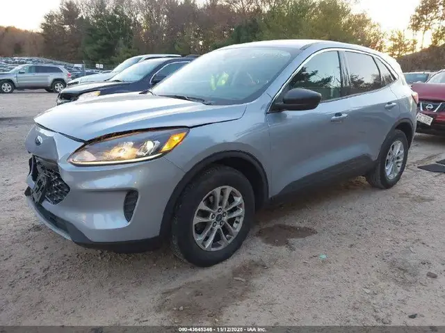 FORD ESCAPE SE 2022