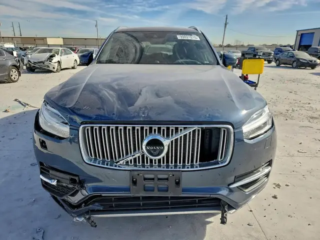 VOLVO XC90 T6 2018