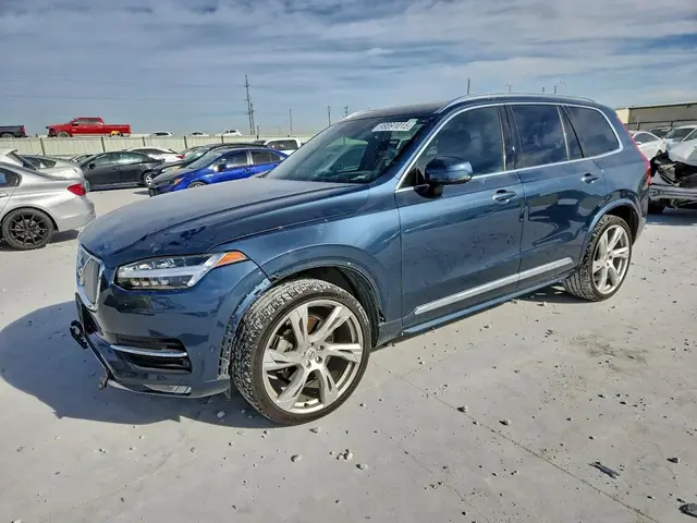 VOLVO XC90 T6 2018