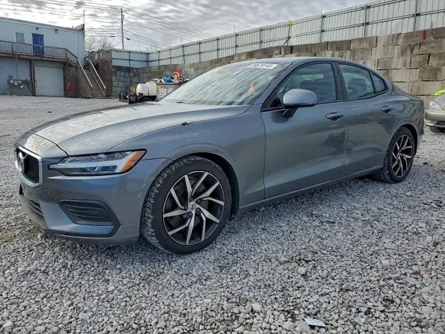 VOLVO S60 T6 MOMENTUM 2019