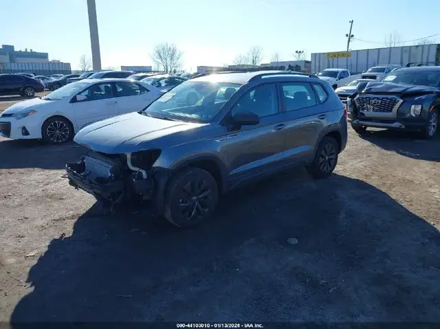 VOLKSWAGEN TAOS 2022