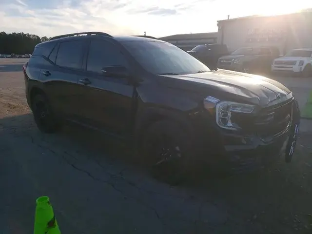 GMC TERRAIN SLT 2023