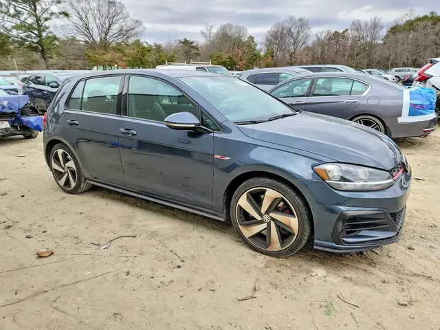 VOLKSWAGEN GOLF GTI S 2020