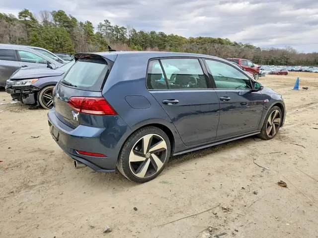 VOLKSWAGEN GOLF GTI S 2020
