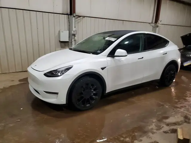 TESLA MODEL Y 2022