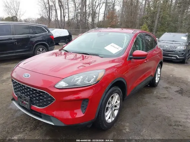FORD ESCAPE SE 2021