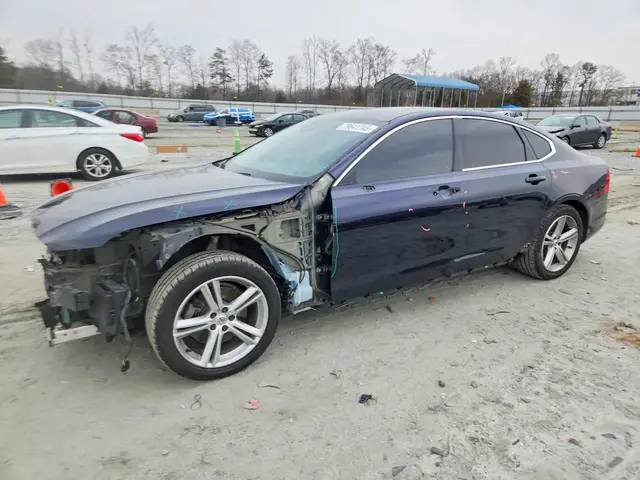 VOLVO S90 T5 MOMENTUM 2017