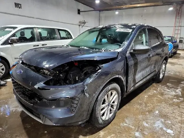 FORD ESCAPE SE 2022