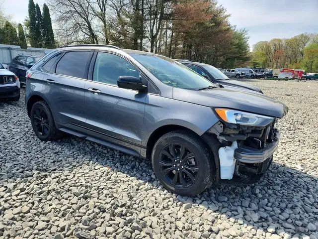FORD EDGE SE 2024