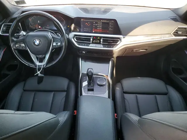 BMW 330XI 2020