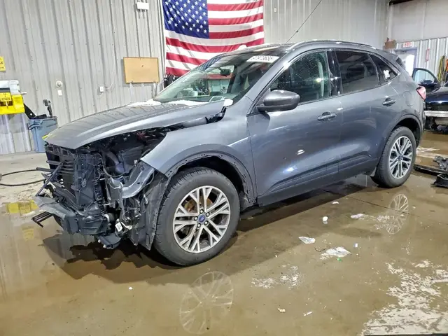 FORD ESCAPE SEL 2022