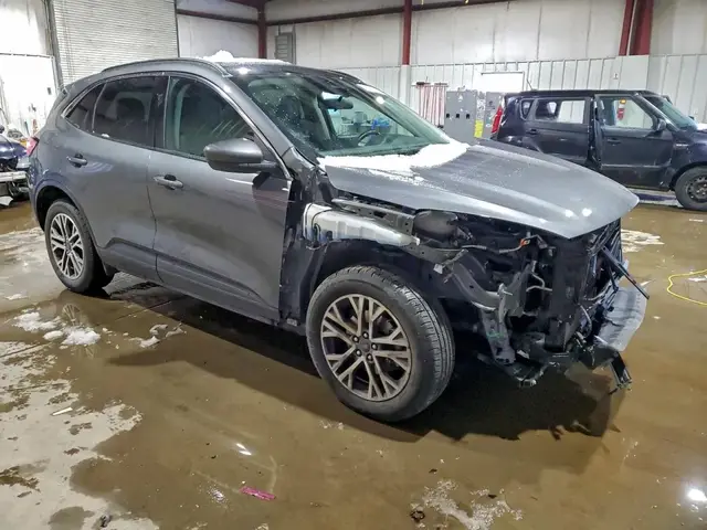 FORD ESCAPE SEL 2022