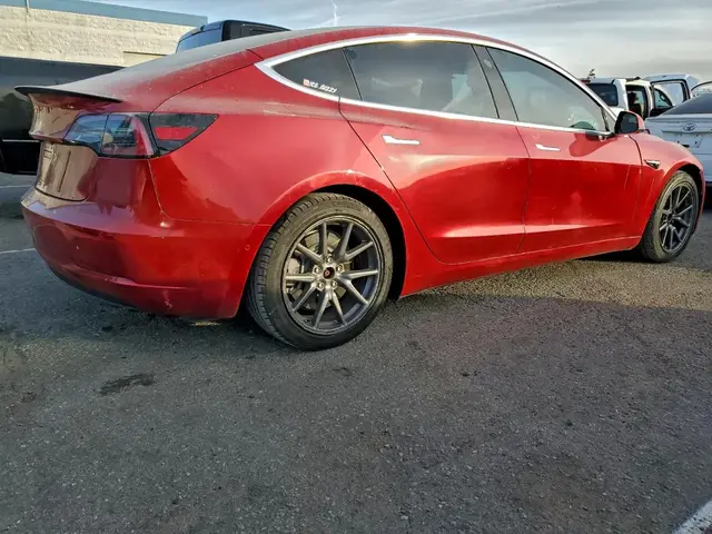 TESLA MODEL 3 2018