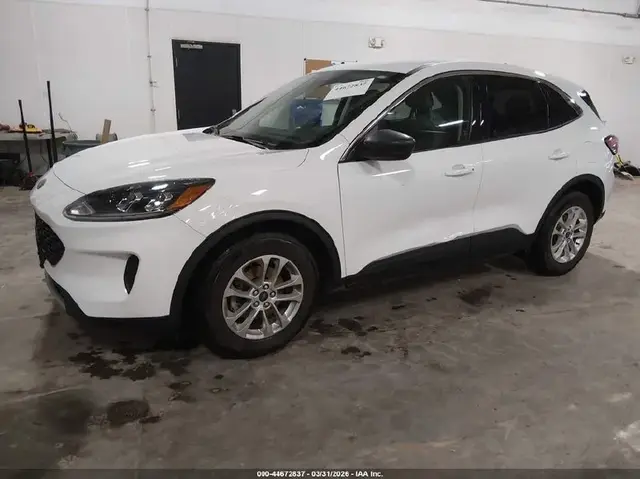 FORD ESCAPE SE 2022