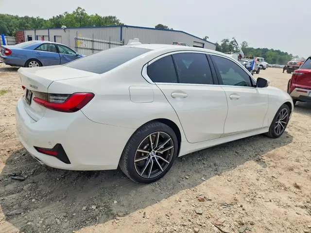 BMW 330XI 2019