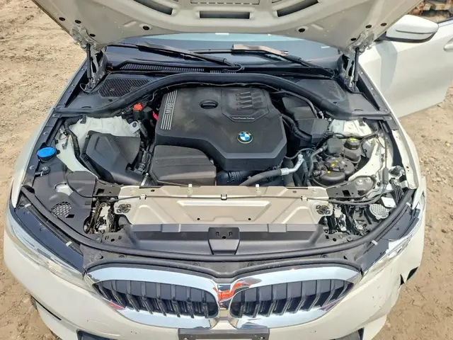 BMW 330XI 2019