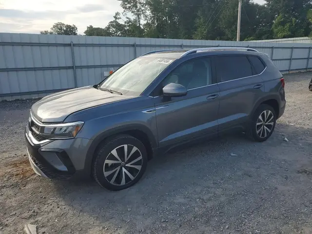 VOLKSWAGEN TAOS SE 2022