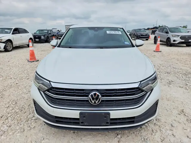 VOLKSWAGEN JETTA SE 2024