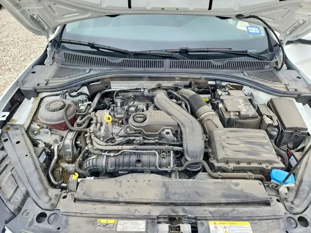 VOLKSWAGEN JETTA SE 2024