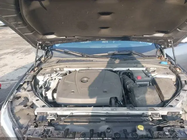 VOLVO S90 T6 MOMENTUM 2018