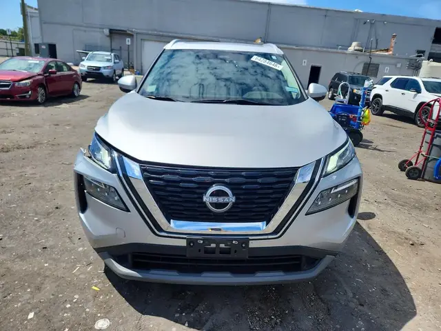 NISSAN ROGUE SV 2023