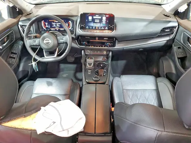 NISSAN ROGUE PLATINUM 2023