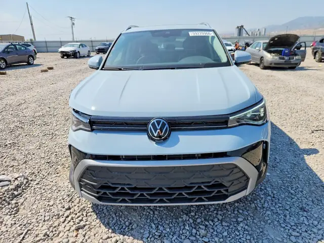 VOLKSWAGEN TAOS SE 2025
