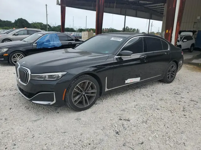 BMW 750 XI 2021