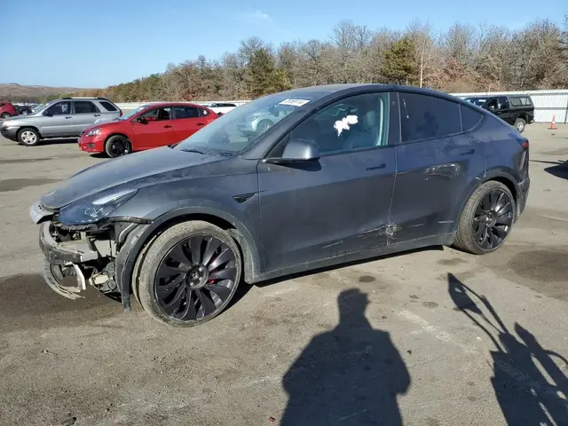 TESLA MODEL Y 2021