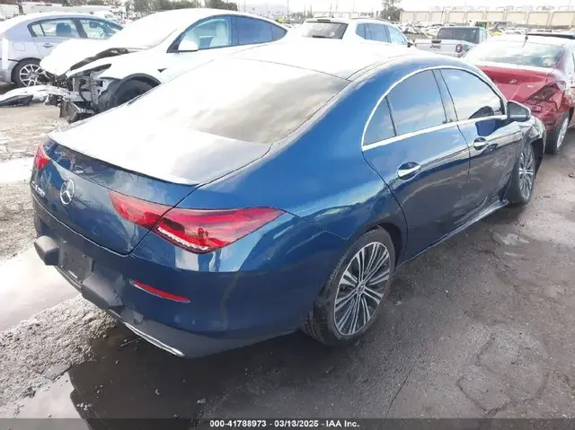 MERCEDES-BENZ CLA 250 COUPE 2022