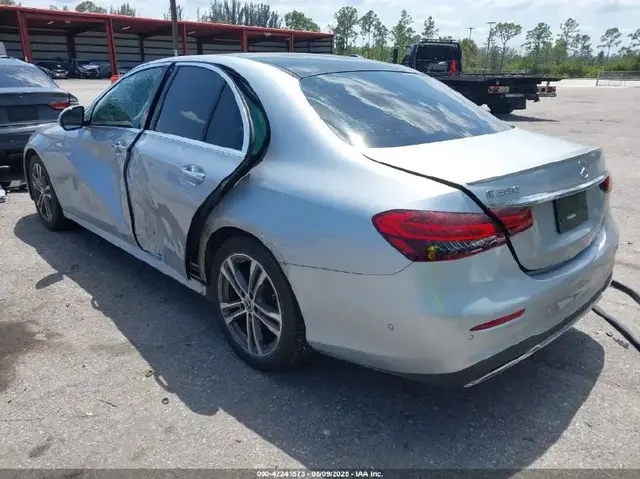 MERCEDES-BENZ E-CLASS 2021