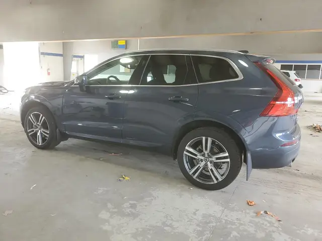 VOLVO XC60 2021
