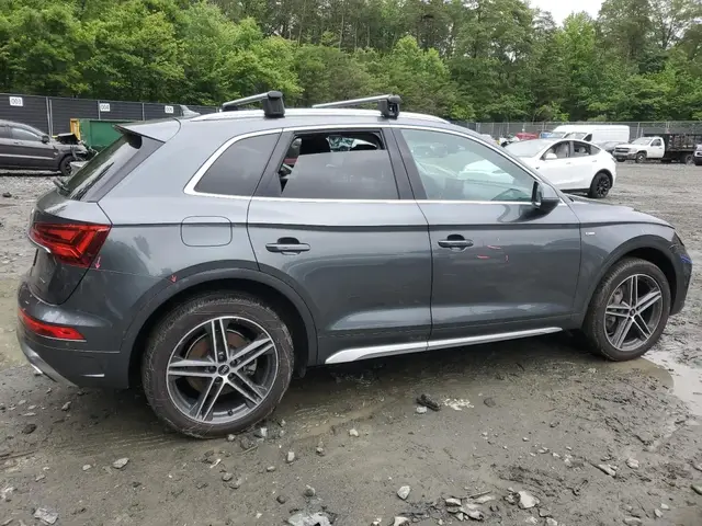 AUDI Q5 E 2021