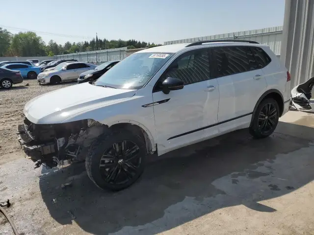 VOLKSWAGEN TIGUAN SE R-LINE BLACK 2021