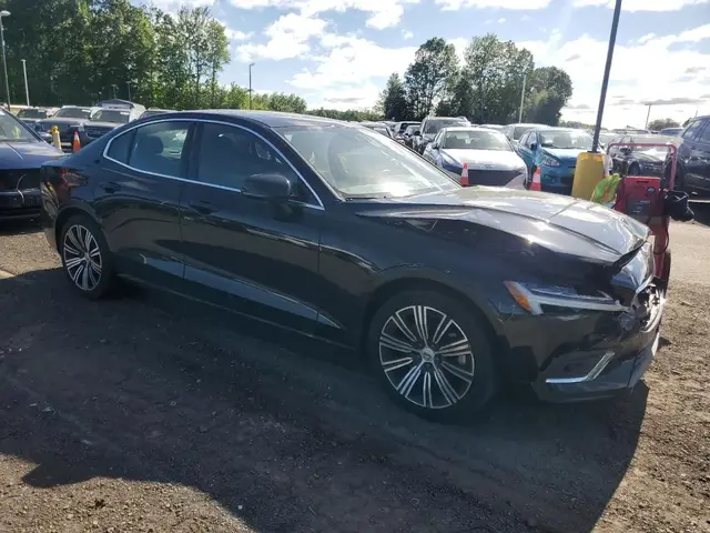 VOLVO S60 B5 INSCRIPTION 2021