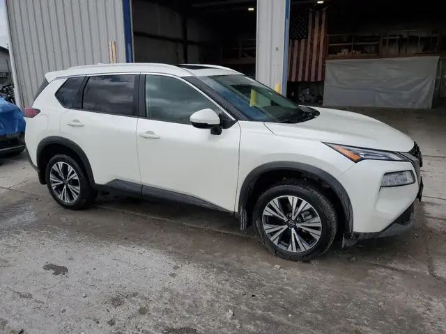 NISSAN ROGUE SV 2022