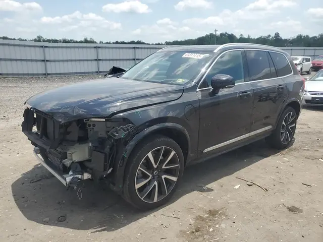 VOLVO XC90 T8 RECHARGE MOMENTUM 2021