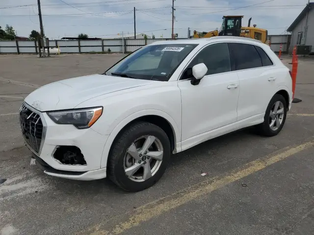 AUDI Q3 2021