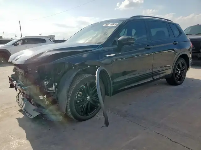 VOLKSWAGEN TIGUAN SE R-LINE BLACK 2022