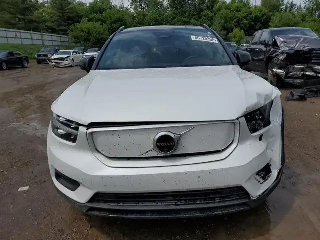 VOLVO XC40 P8 RECHARGE PLUS 2021