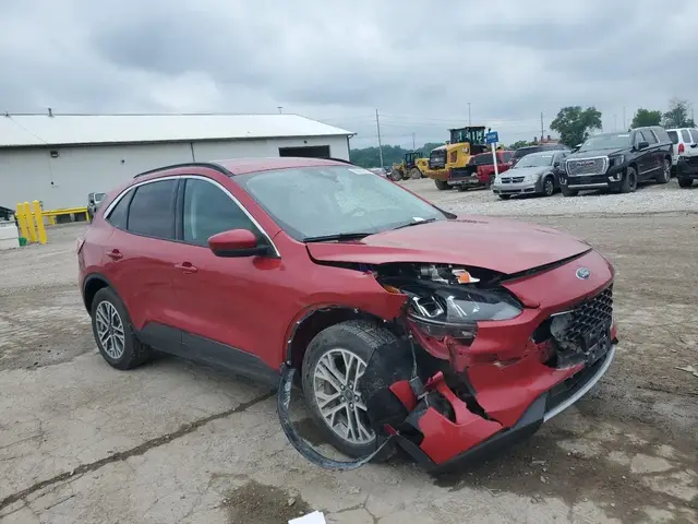 FORD ESCAPE SEL 2022