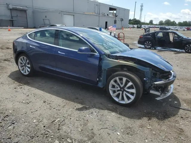 TESLA MODEL 3 2018