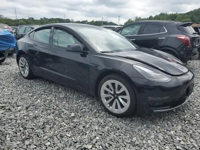 TESLA MODEL 3 2023