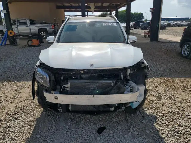 MERCEDES-BENZ GLB 250 2022