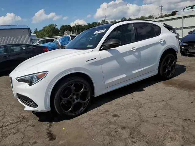 ALFA ROMEO STELVIO TI 2022