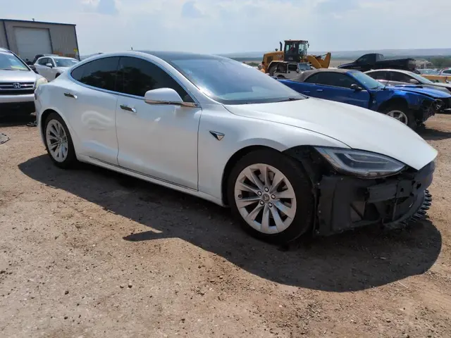 TESLA MODEL S 75D 2019