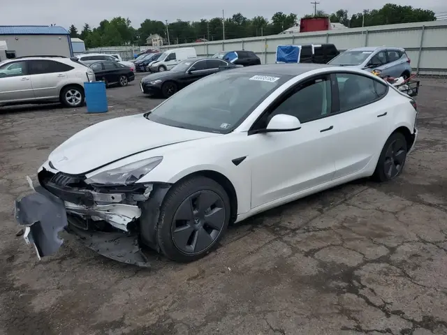 TESLA MODEL 3 2022